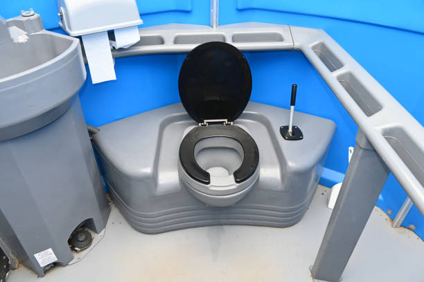 Best Portable restroom trailer rental  in Schwenksville, PA